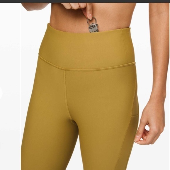 Lululemon Flurry Up Super High-Rise Tight 28" Grape Leaf - Picture 4 of 16